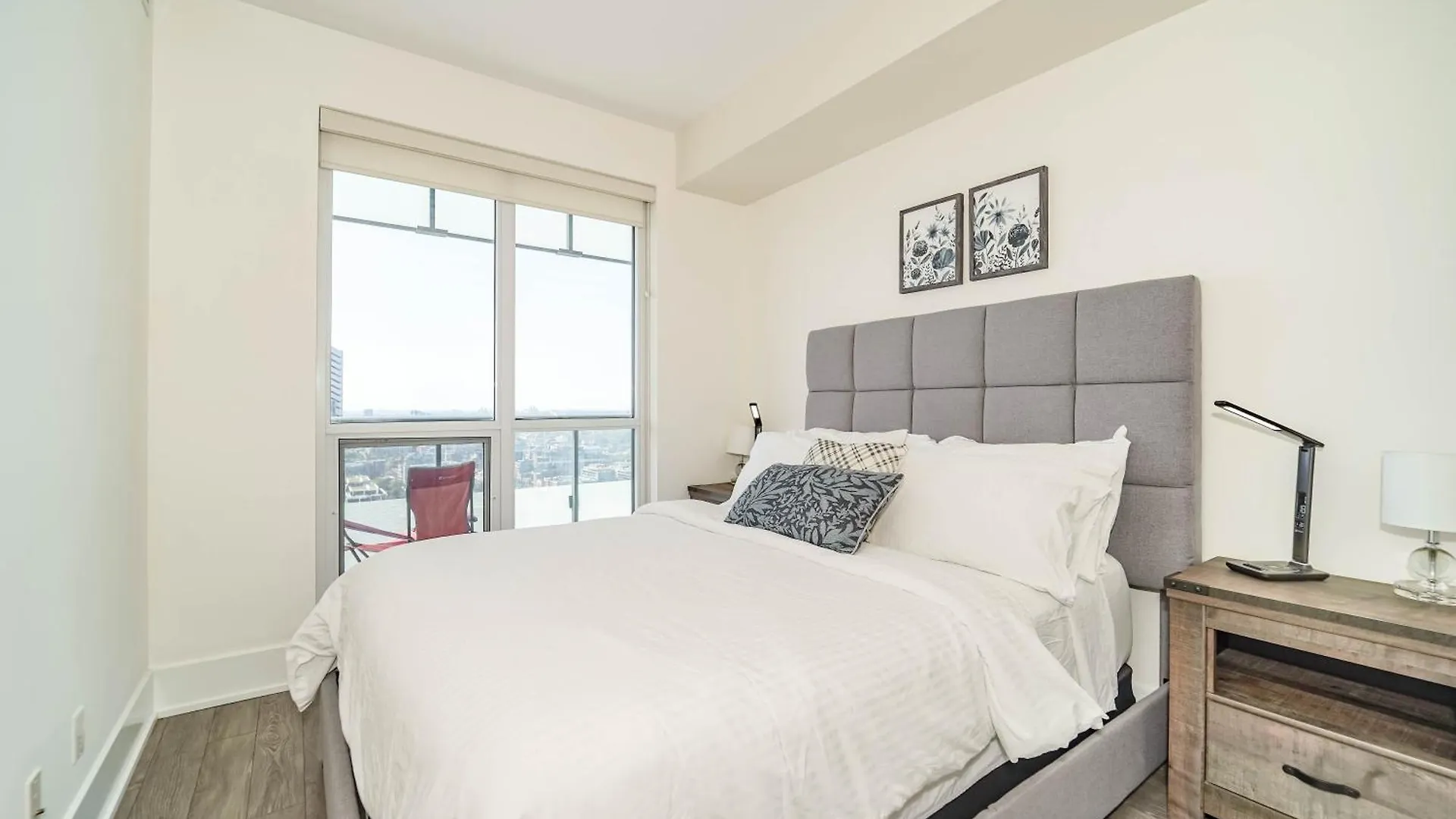 RHD Luxury Condos-Downtown, CN Tower, Metro Toronto Convention Centre, Rogers Centre, Free Parking Daire
